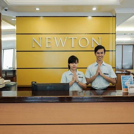 ג'קרטה Newton Residence מראה חיצוני תמונה