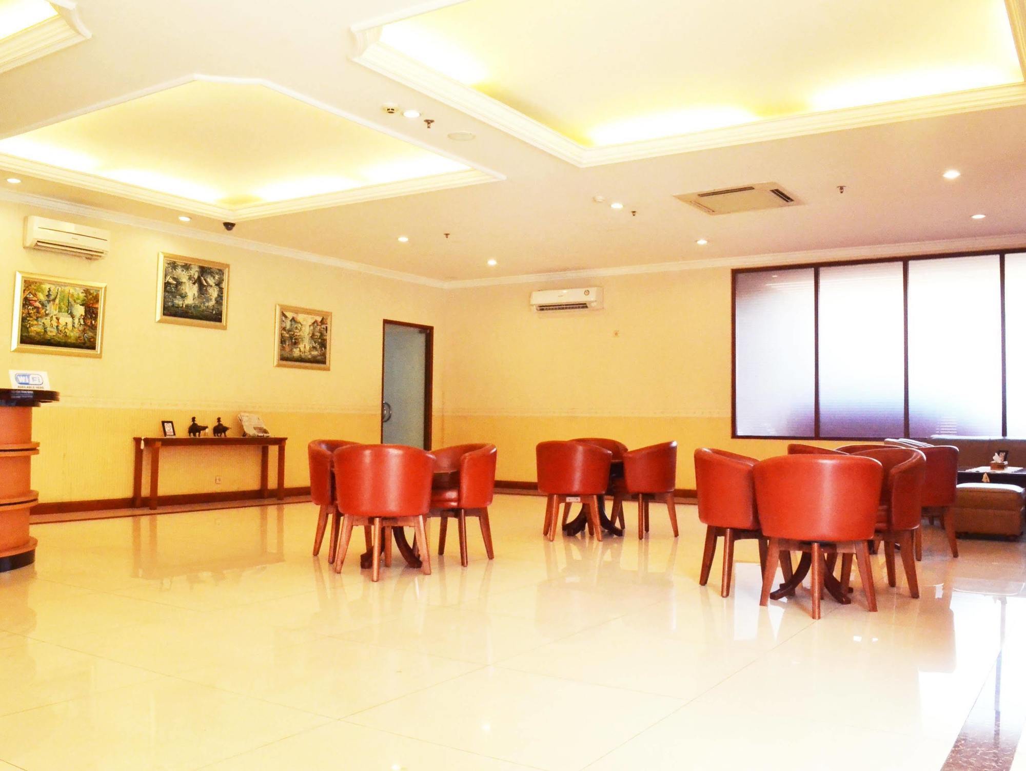 ג'קרטה Newton Residence מראה חיצוני תמונה